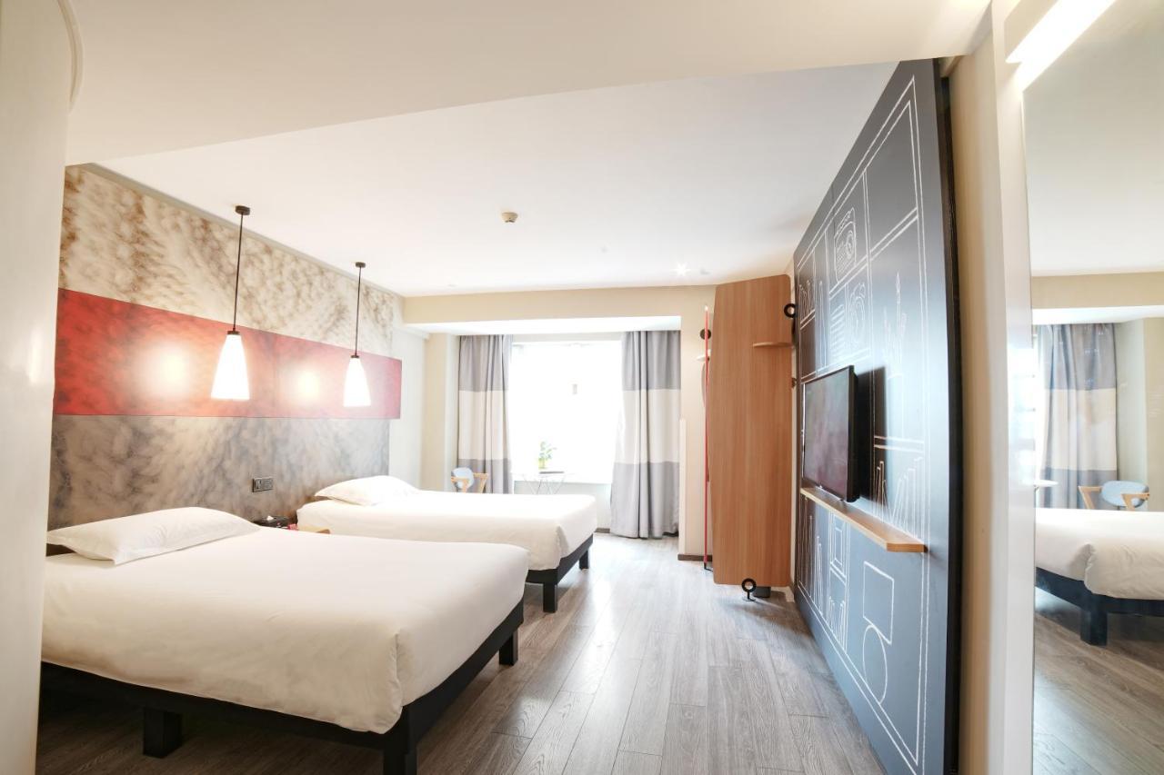 Ibis Chengdu West Jingcui Road Hotel Eksteriør billede